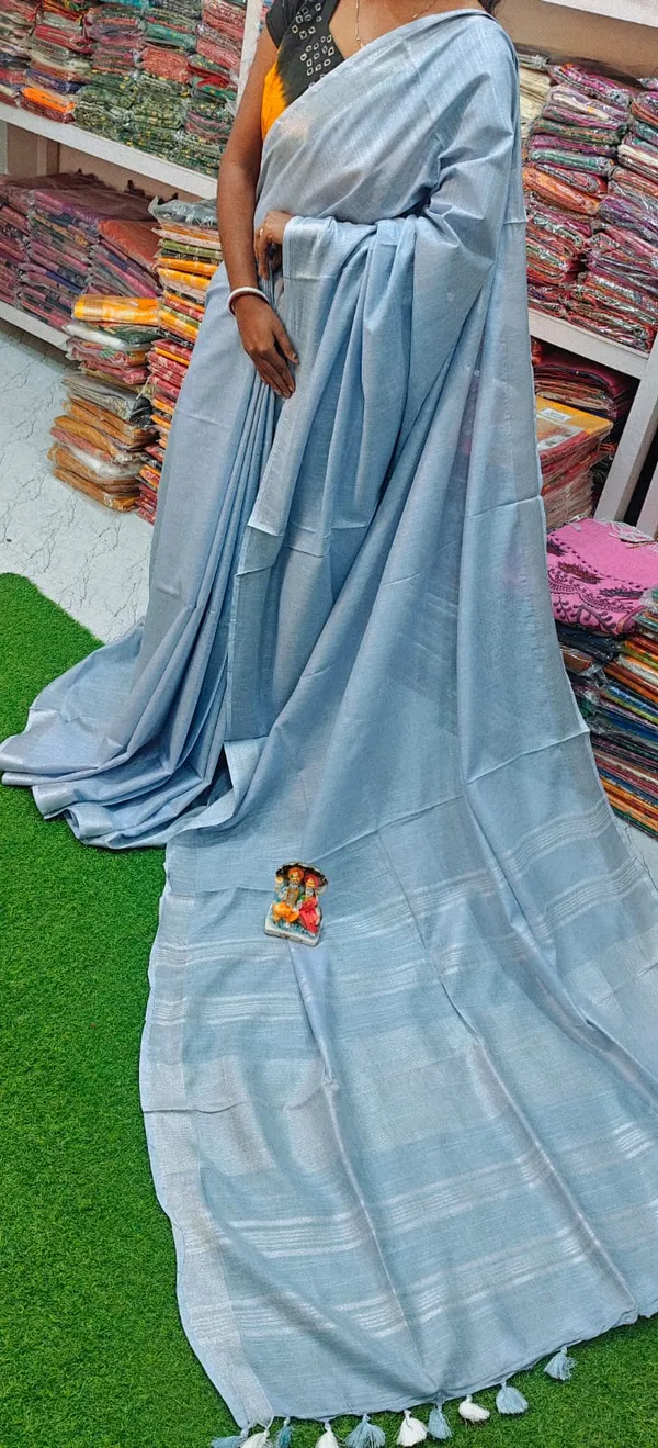 Plain_lilen_cotton_saree_with_blouse_pieces