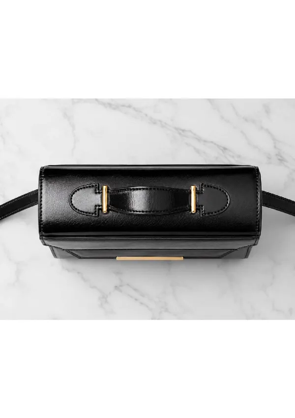 Black_Burgundy_Patent_Leather_Structured_Handbag_For_Women