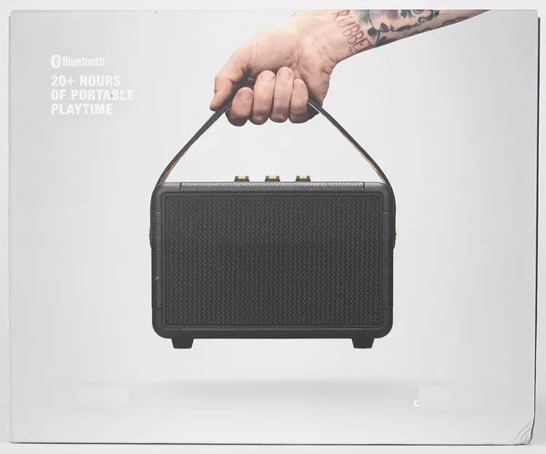 Black_Portable_Bluetooth_Speaker