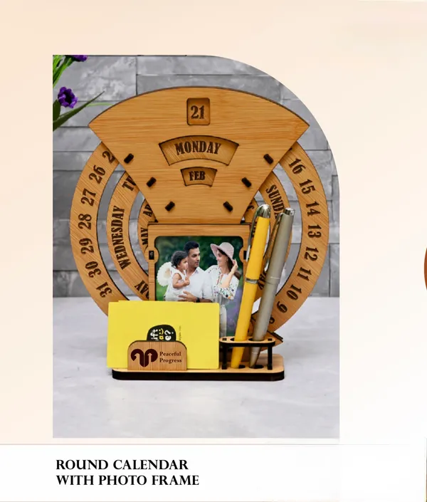 Wooden_Round_Calendar_With_Photo_Frame