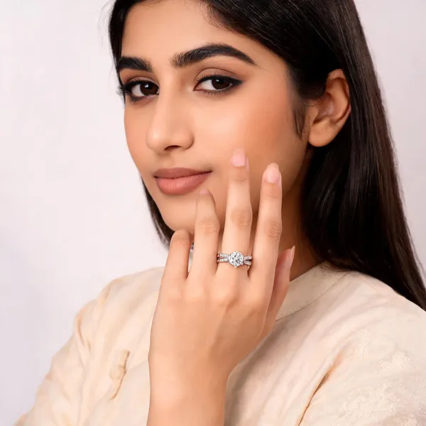 Green_Stone_Stud_Ring_For_Women