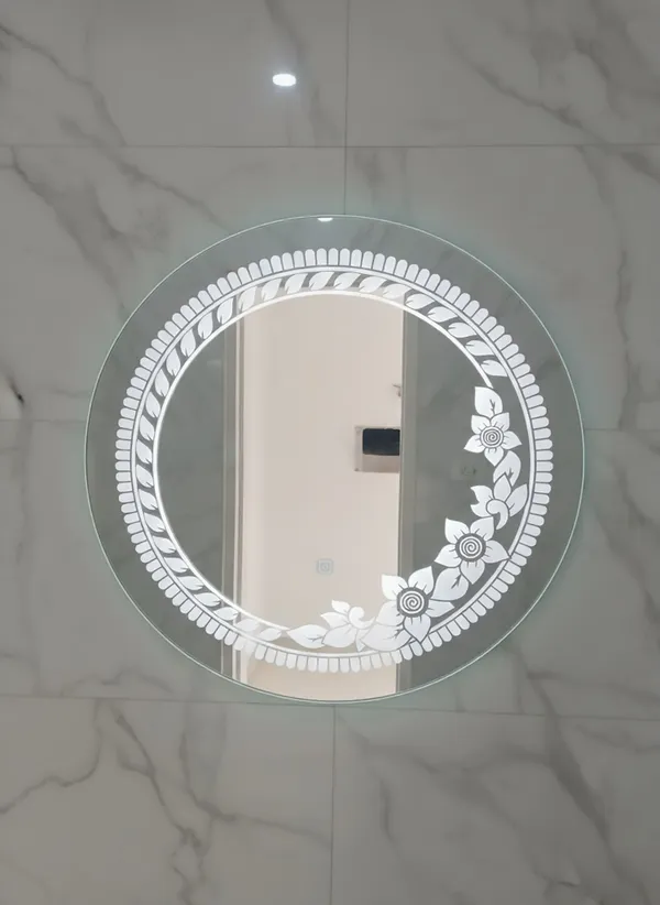 Designer_Round_Led_Mirror_With_Touch_Sensor_For_Bathroom_And_Vanity_Bathroom_Mirror
