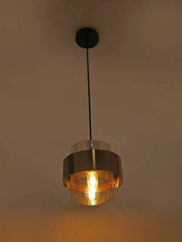 Metal_Amber_Glass_Pendant_Light