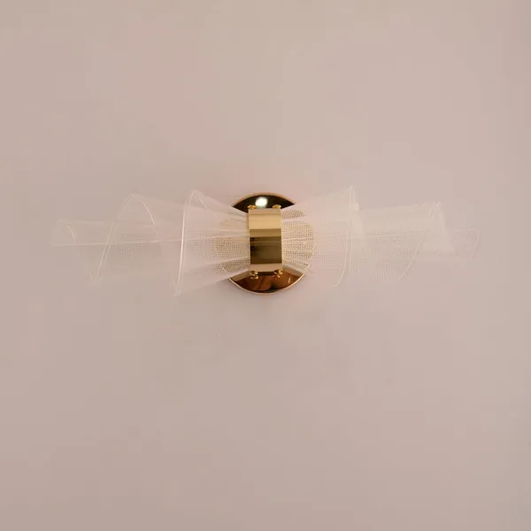 Metal_Modern_Gold_Acrylic_Diffuser_LED_Wall_Sconce