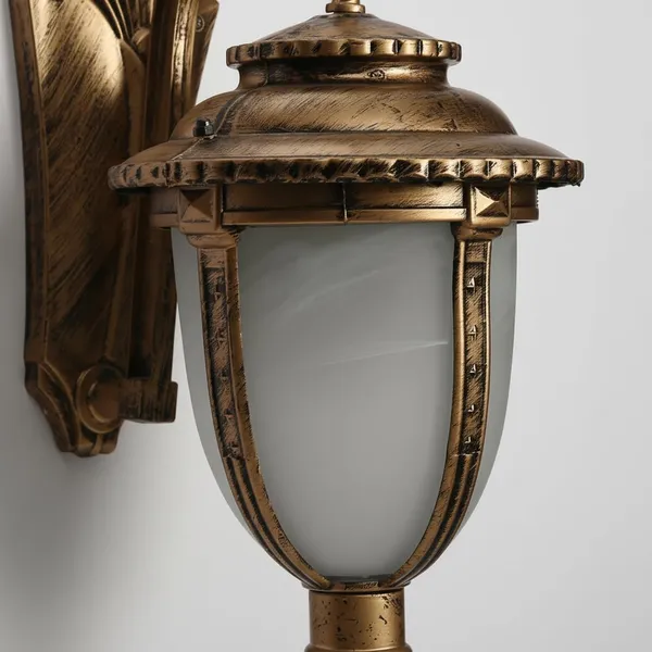 Metal_Antique_Frosted_Glass_Outdoor_Wall_Sconce