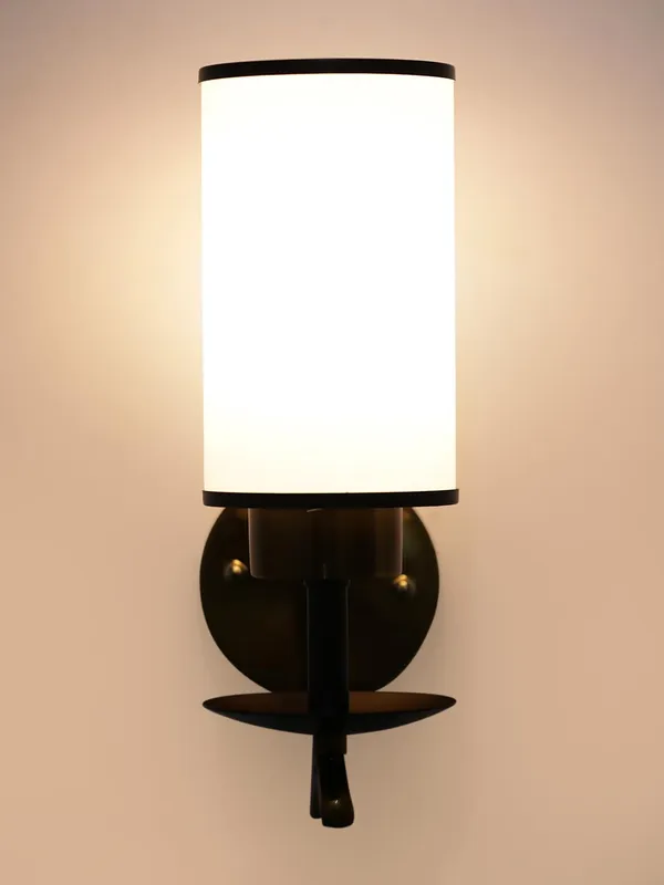 Metal_Modern_White_Glass_Shade_Wall_Sconce
