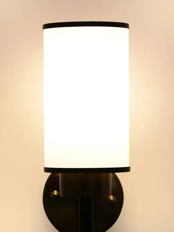 Metal_Modern_White_Glass_Shade_Wall_Sconce
