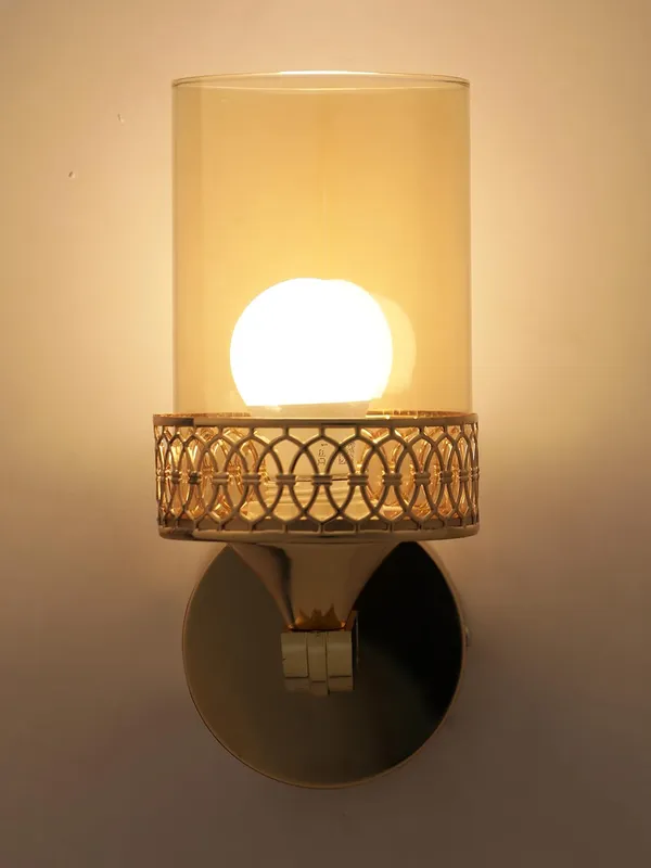 Metal_And_Glass_Modern_Amber_Glass_Shade_Wall_Sconce