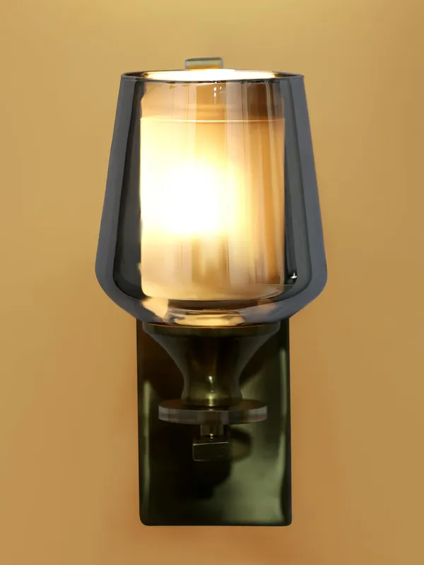 Metal_And_Glass_Modern_Smokey_Glass_Shade_Wall_Sconce