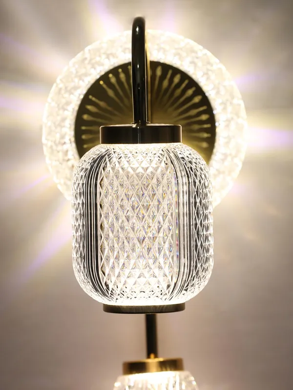 Metal_Modern_White_Acrylic_Diffuser_LED_Wall_Light