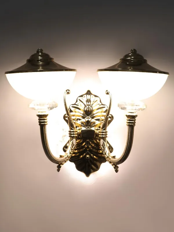 Metal_Modern_Gold_Dual_Holder_LED_Wall_Lamp