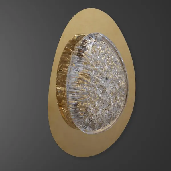 Metal_Modern_Gold_Oval_Acrylic_Shade_LED_Wall_Sconce