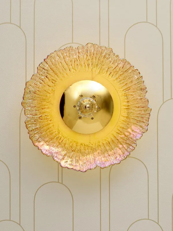 Metal_Amber_Glass_Gold_LED_Wall_Light