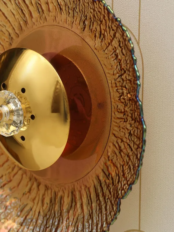 Metal_Amber_Glass_Gold_LED_Wall_Light