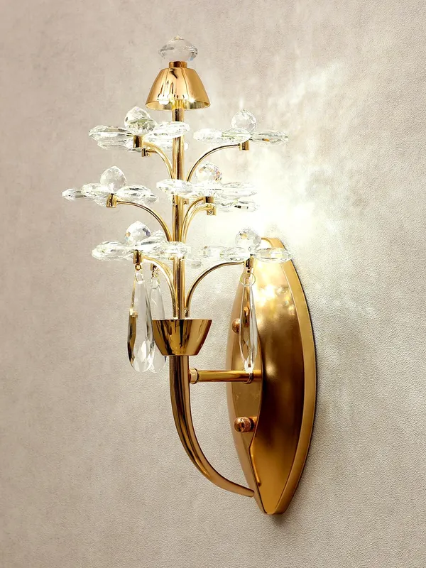 Metal_Modern_Minimalist_Gold_LED_Wall_Light