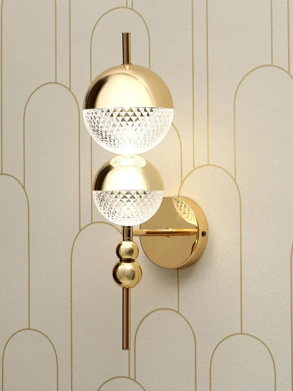 Metal_Acrylic_Diffuser_LED_Wall_Light
