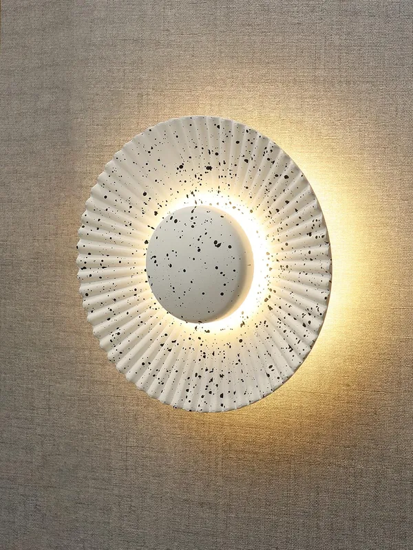 Metal_Modern_Sunburst_Round_Decorative_LED_Wall_Light