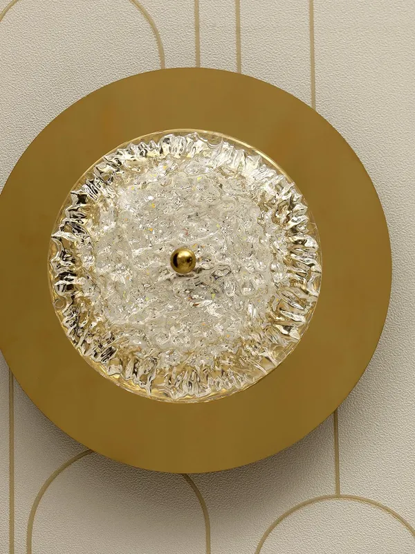 Metal_Circular_Textured_Glass_Gold_LED_Wall_Light