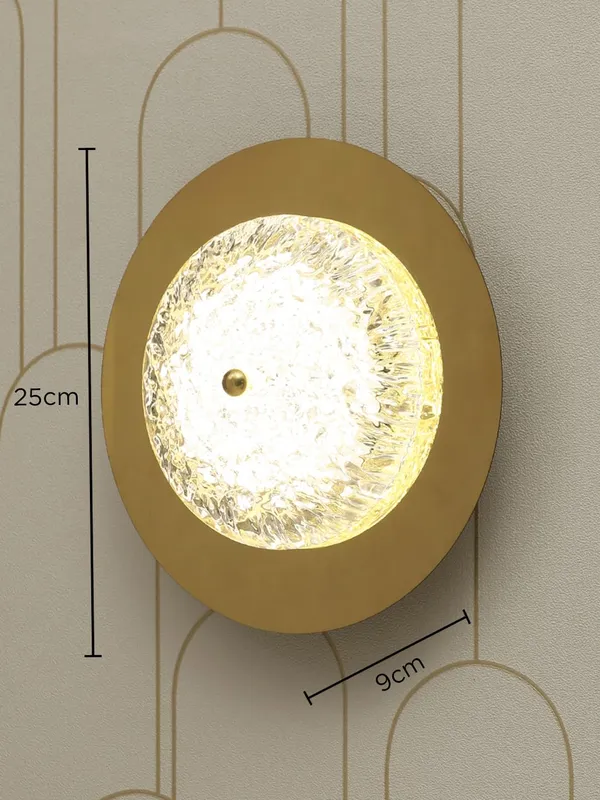 Metal_Circular_Textured_Glass_Gold_LED_Wall_Light