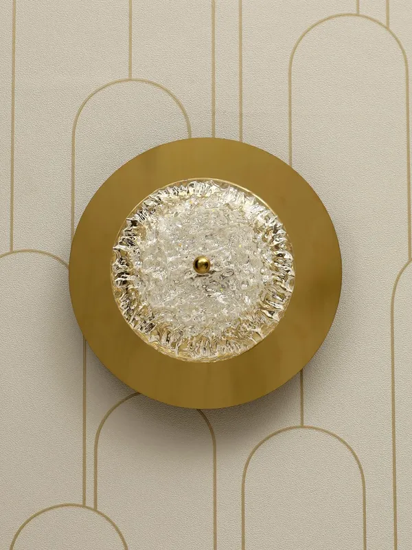 Metal_Circular_Textured_Glass_Gold_LED_Wall_Light