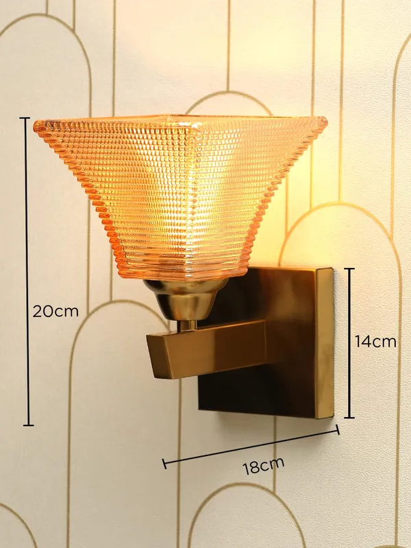 Metal_Vintage_Ribbed_Amber_Glass_Wall_Light