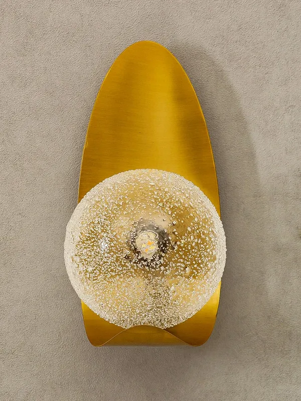 Metal_Textured_Glass_Gold_Decorative_Wall_Light