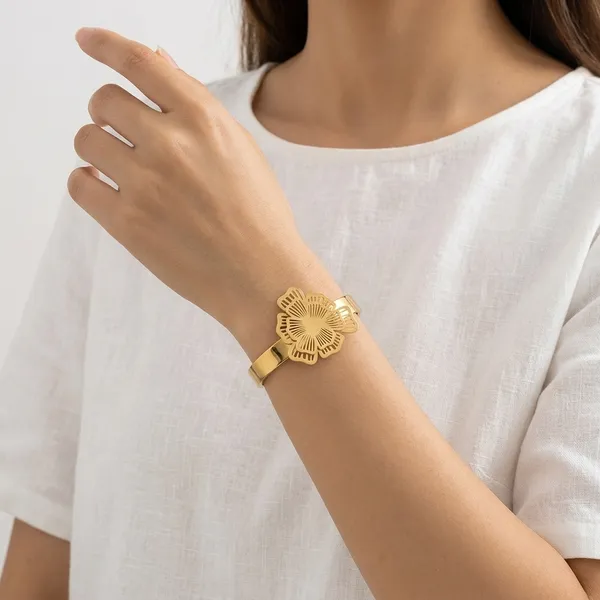 Gold_Alloy_Floral_Turtle_Adjustable_Bracelet_For_Women