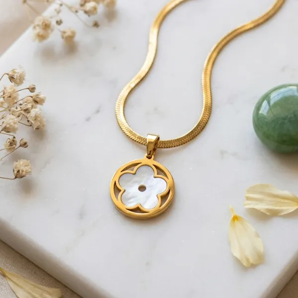White_And_Gold_Alloy_Flower_Pendant_Snake_Chain_Necklace_For_Women