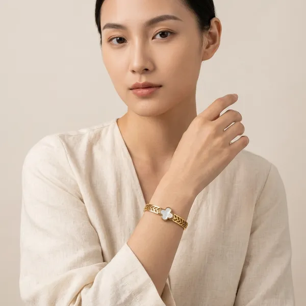 Gold_White_Alloy_Mother-Of-Pearl_Clover_Bangle_Bracelet_For_Women