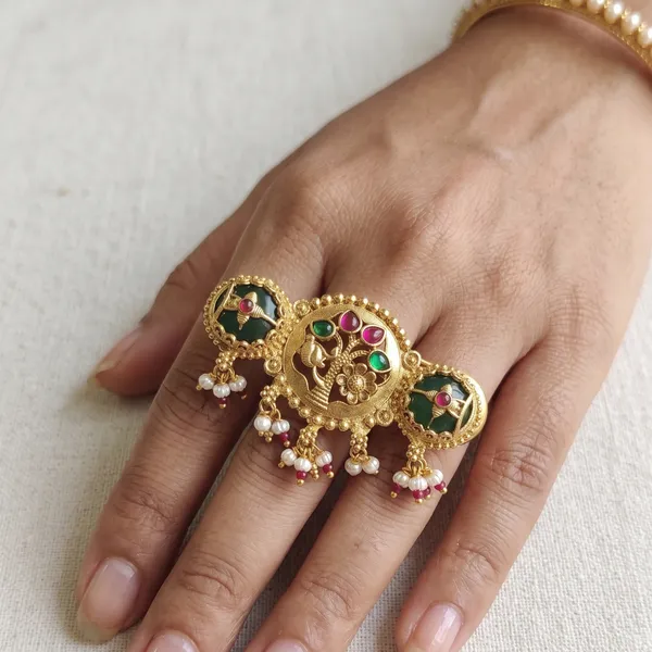 Gold_Plated_Green_Stone_Peacock_Motif_Adjustable_Finger_Ring