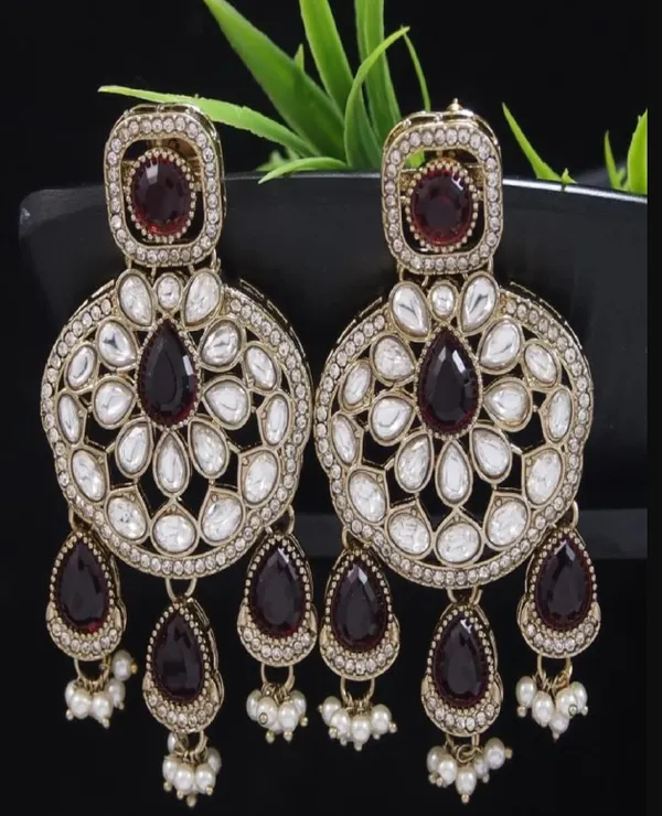 Traditional_Wedding_Style_Multi_Stone_Pearl_Drop_Earrings