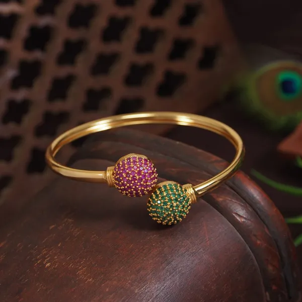 Micro_Gold_Free_Size_Bracelet