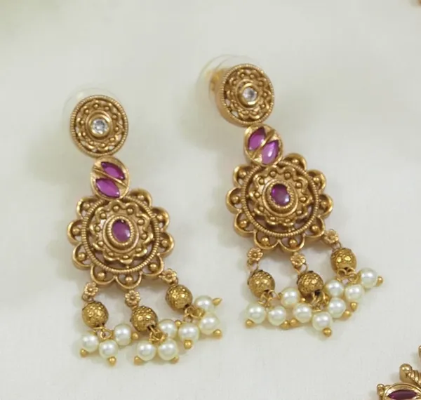 Antique_Gold_Plated_Multi_Stone_Necklace_Set_With_Earrings_For_Women