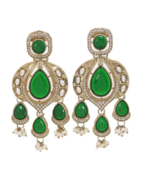 Traditional_Chandbali_Earrings_With_Pearl_Drops