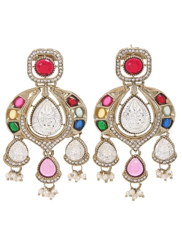 Traditional_Chandbali_Earrings_With_Pearl_Drops