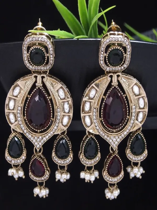 Traditional_Chandbali_Earrings_With_Pearl_Drops