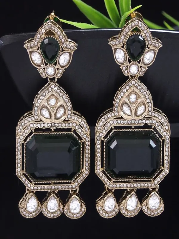 Traditional_Statement_Earrings_For_Women