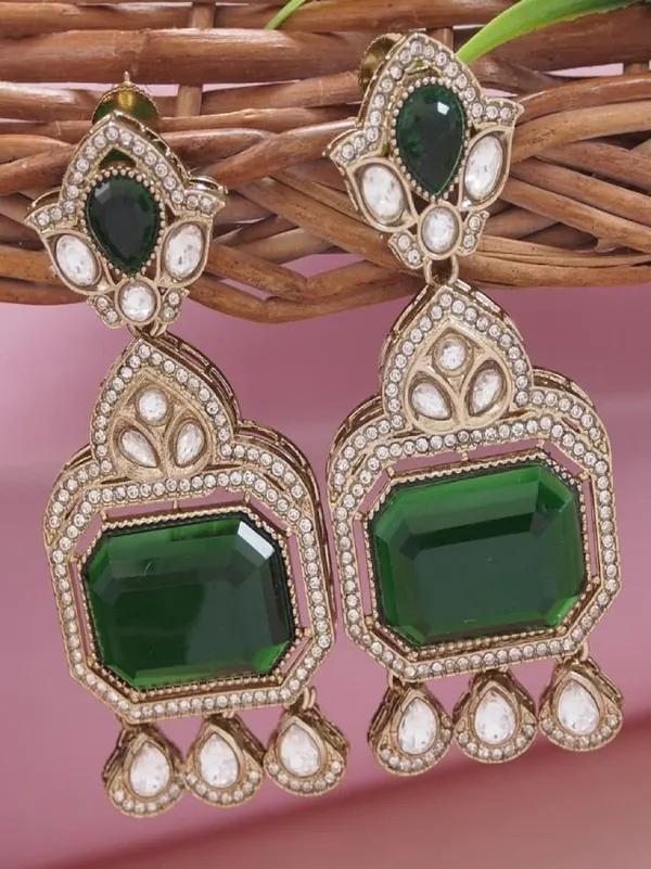 Traditional_Statement_Earrings_For_Women