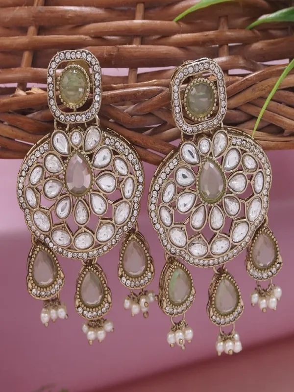 Traditional_Wedding_Style_Multi_Stone_Pearl_Drop_Earrings