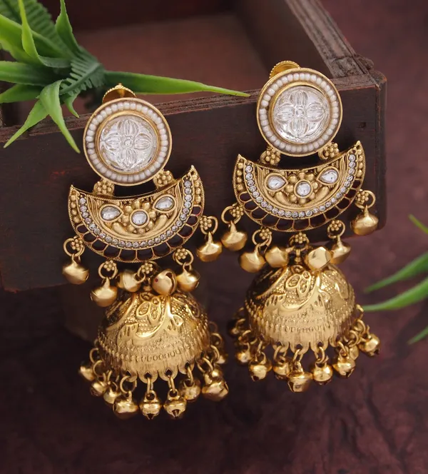 Gold_Plated_Kashmiri_Jhumka_Earrings_With_Kundan_Work_&_Ghungroo_Danglers