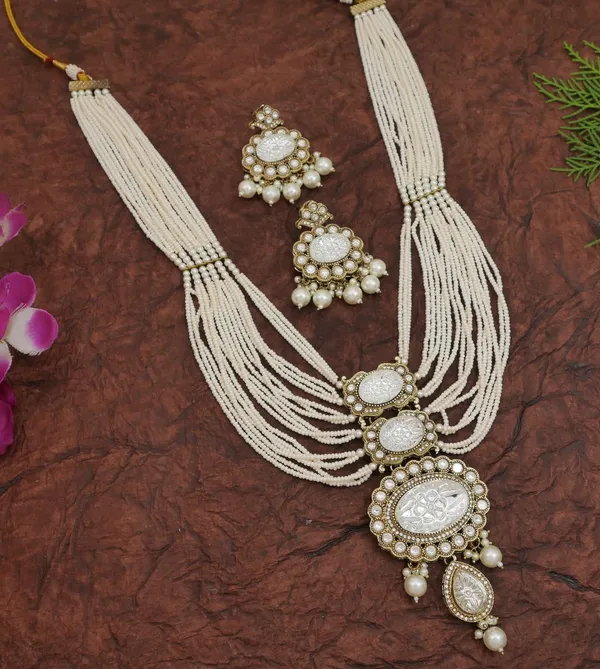 Heritage_Pearl_&_Beaded_Layered_Necklace_Set