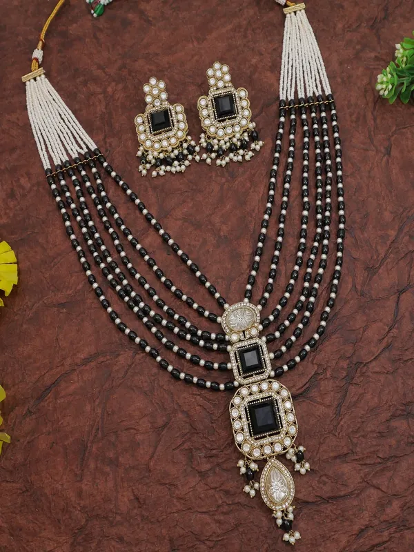 Royal_Heirloom_Beaded_Pearl_Layered_Necklace_Set