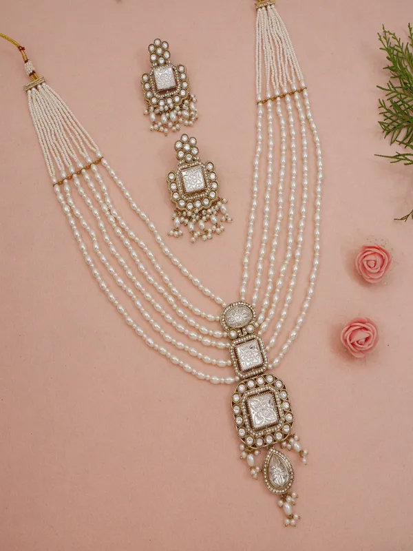Royal_Heirloom_Beaded_Pearl_Layered_Necklace_Set