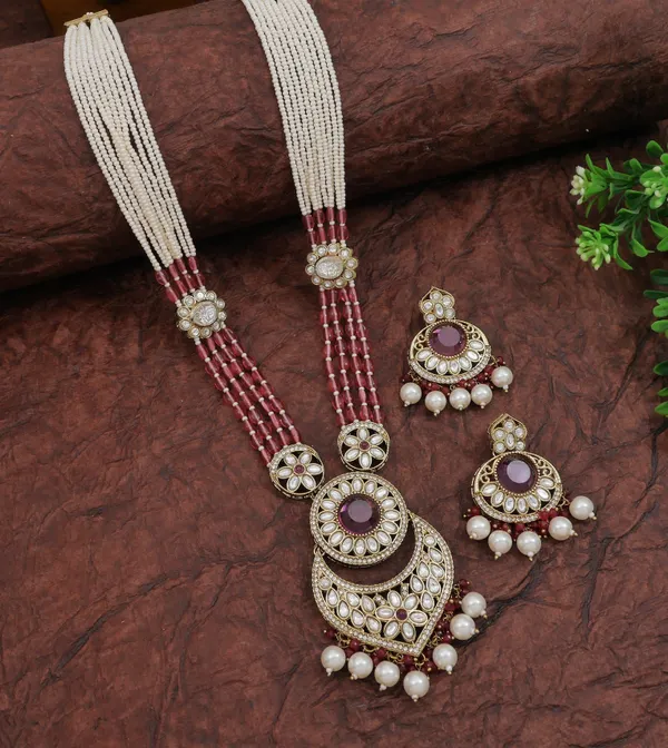 Traditional_Nawabi_Black_Beaded_Pearl_Statement_Necklace_Set