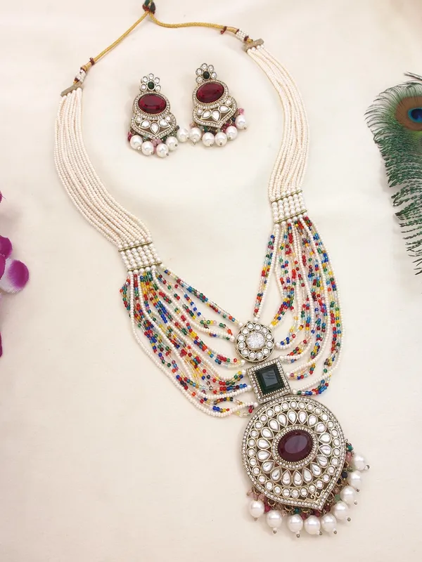 Royal_Pearl_&_Black_Beaded_Statement_Necklace_Set