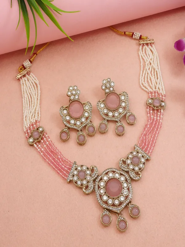 Royal_Kundan_&_Pearl_Beaded_Necklace_Set_With_Matching_Earrings