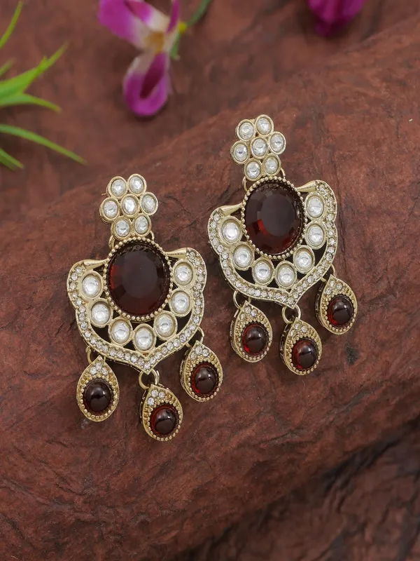Royal_Kundan_&_Pearl_Beaded_Necklace_Set_With_Matching_Earrings
