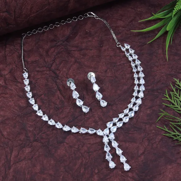 Zircon_Silver_Brass_Necklace