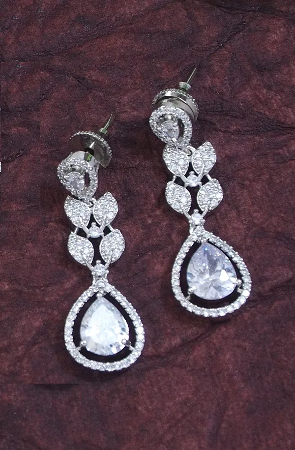 Zircon_Silver_Necklace_Set