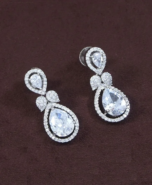 Zircon_Silver_Necklace_Set